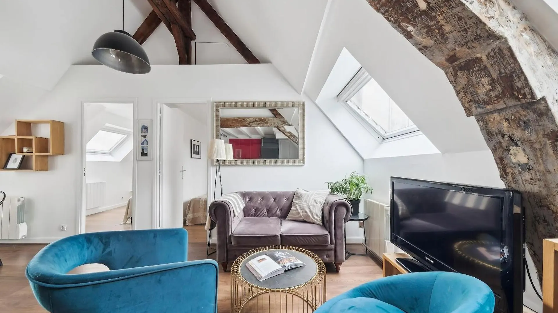 Quarter 2Br Charm Apartment Paris